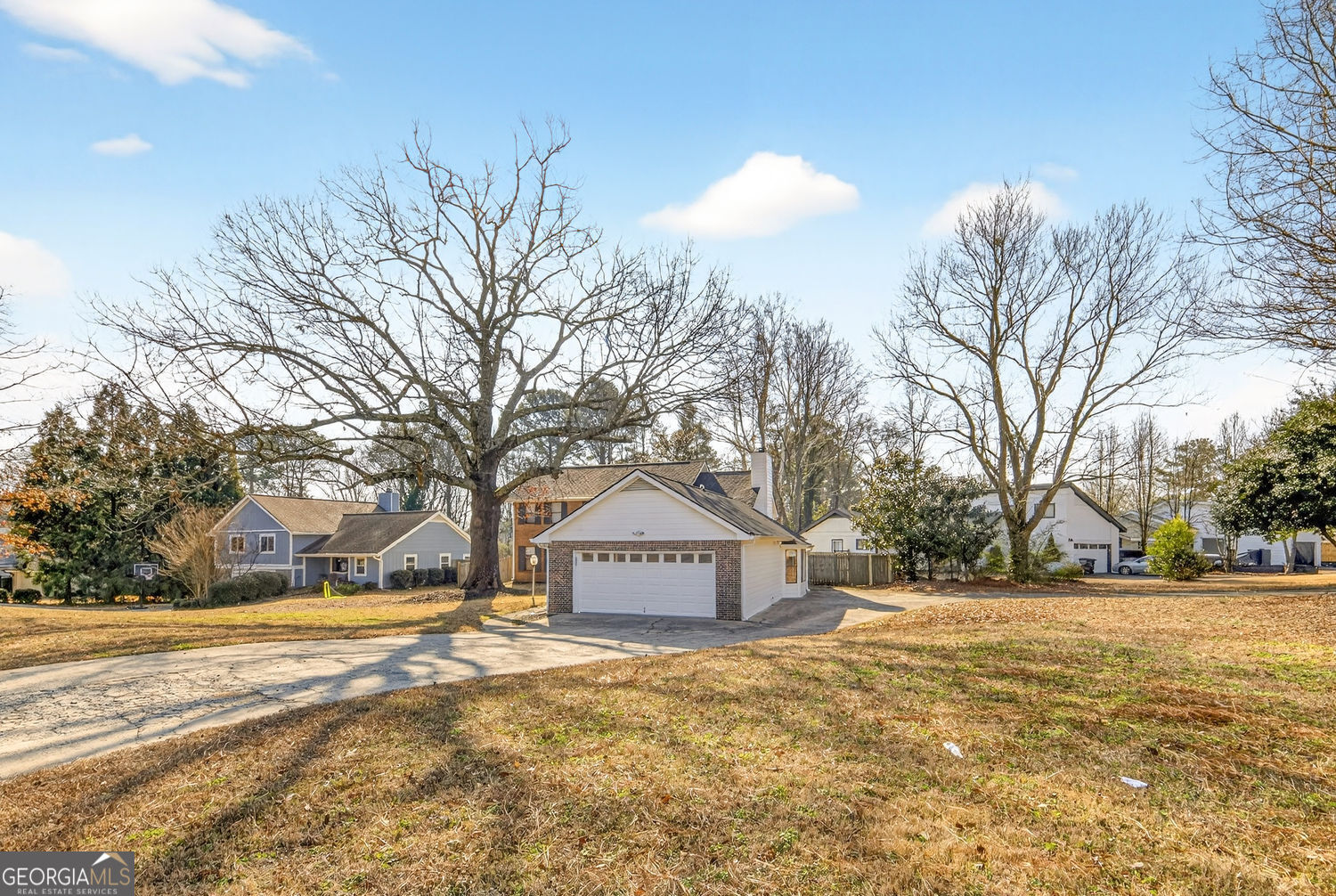 1056 Indian Hills PKWY NE