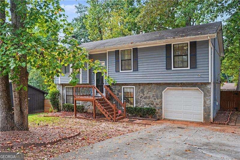 Photo of 1955 Woodlot Trail, Lithonia, GA 30058 (MLS # 10870429)