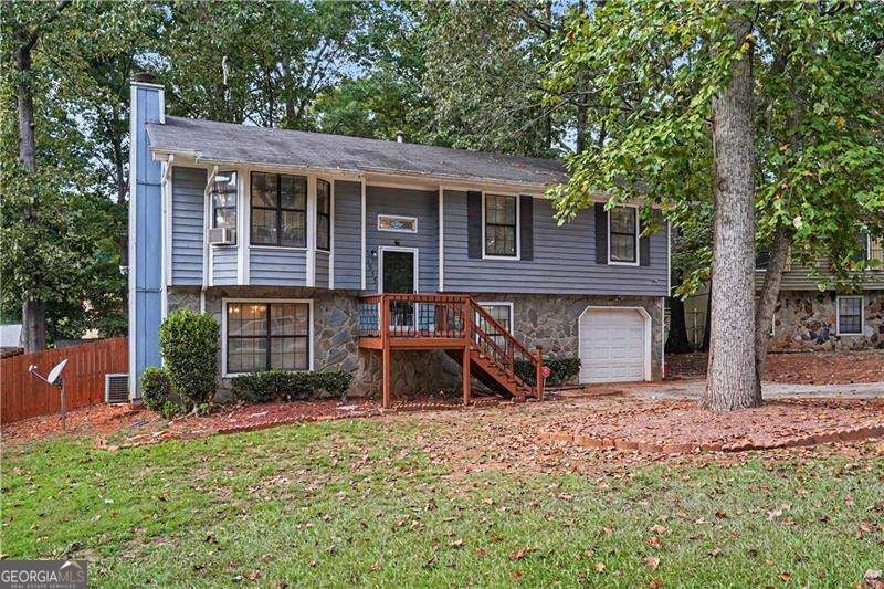 Photo of 1955 Woodlot Trail, Lithonia, GA 30058 (MLS # 10870429)