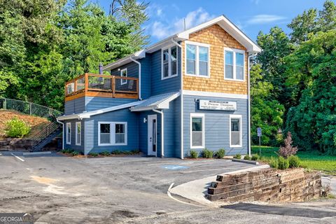 25 Valley ST Clayton GA 30525