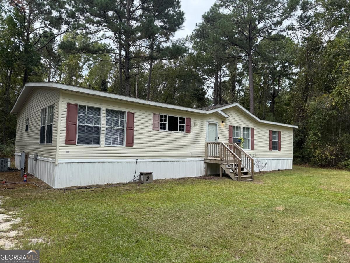 1093 Lawrence Church RD