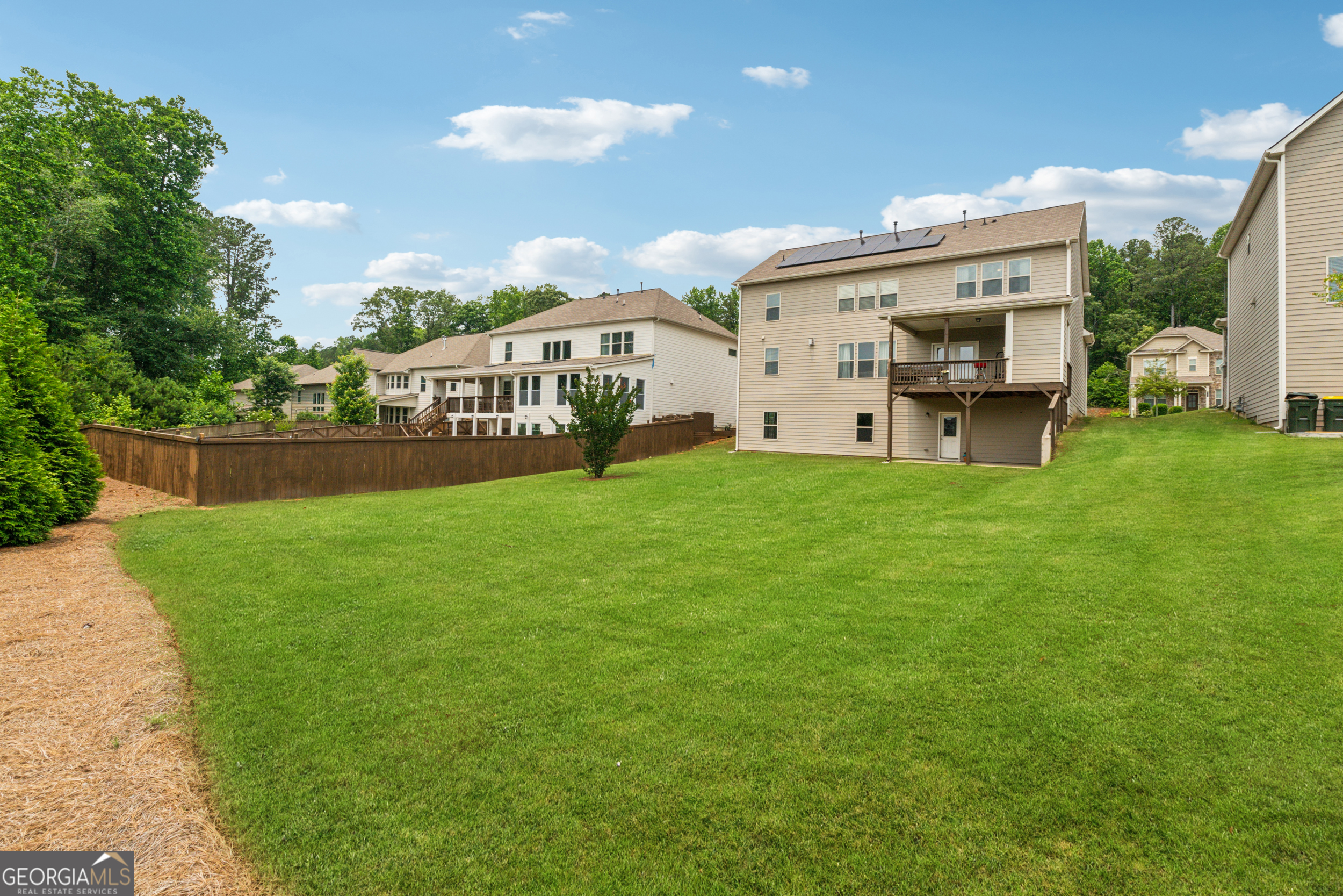LongStreet Manor - Residential
