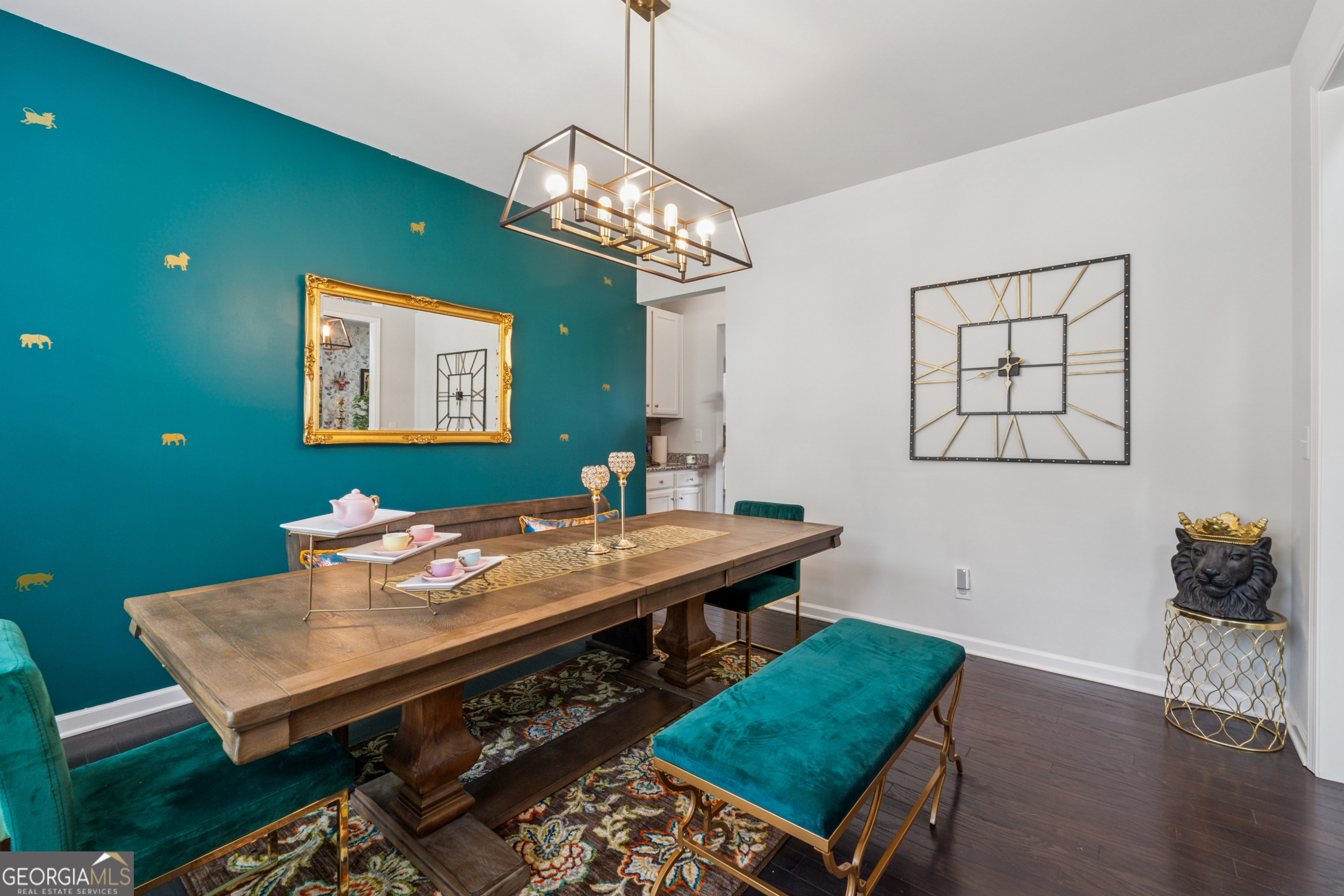 LongStreet Manor - Residential