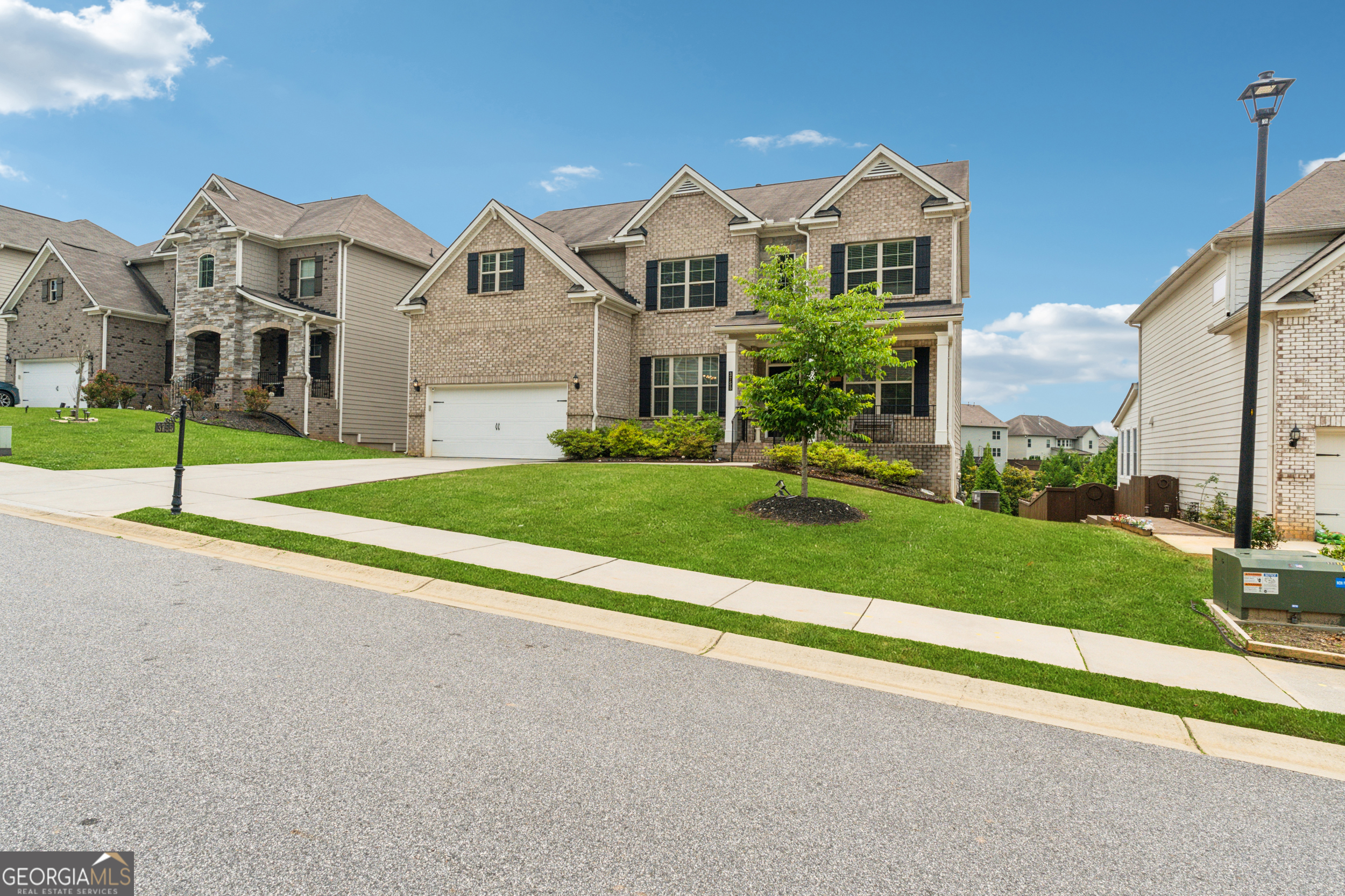 3755 Gardenside CT