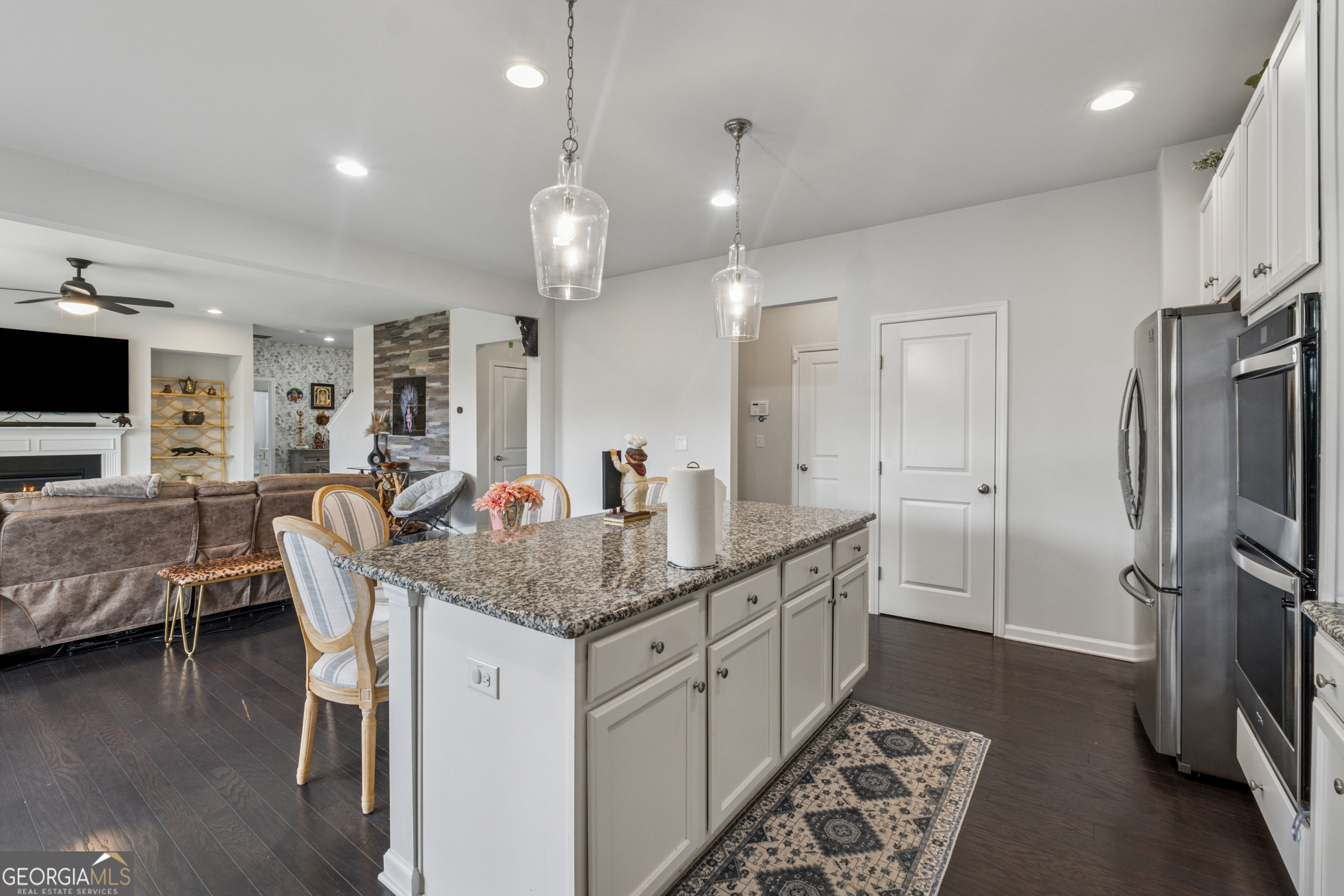 LongStreet Manor - Residential