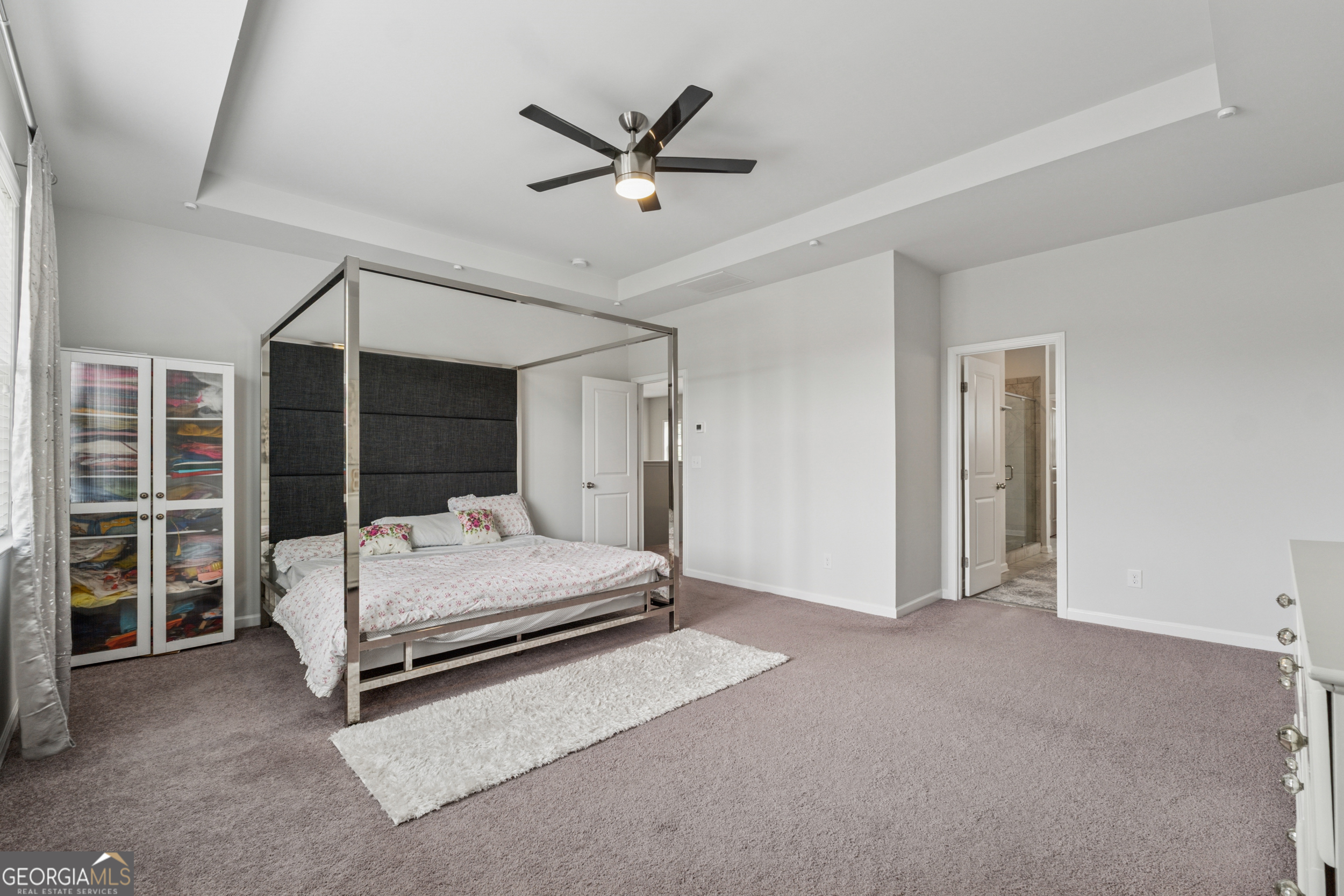 LongStreet Manor - Residential