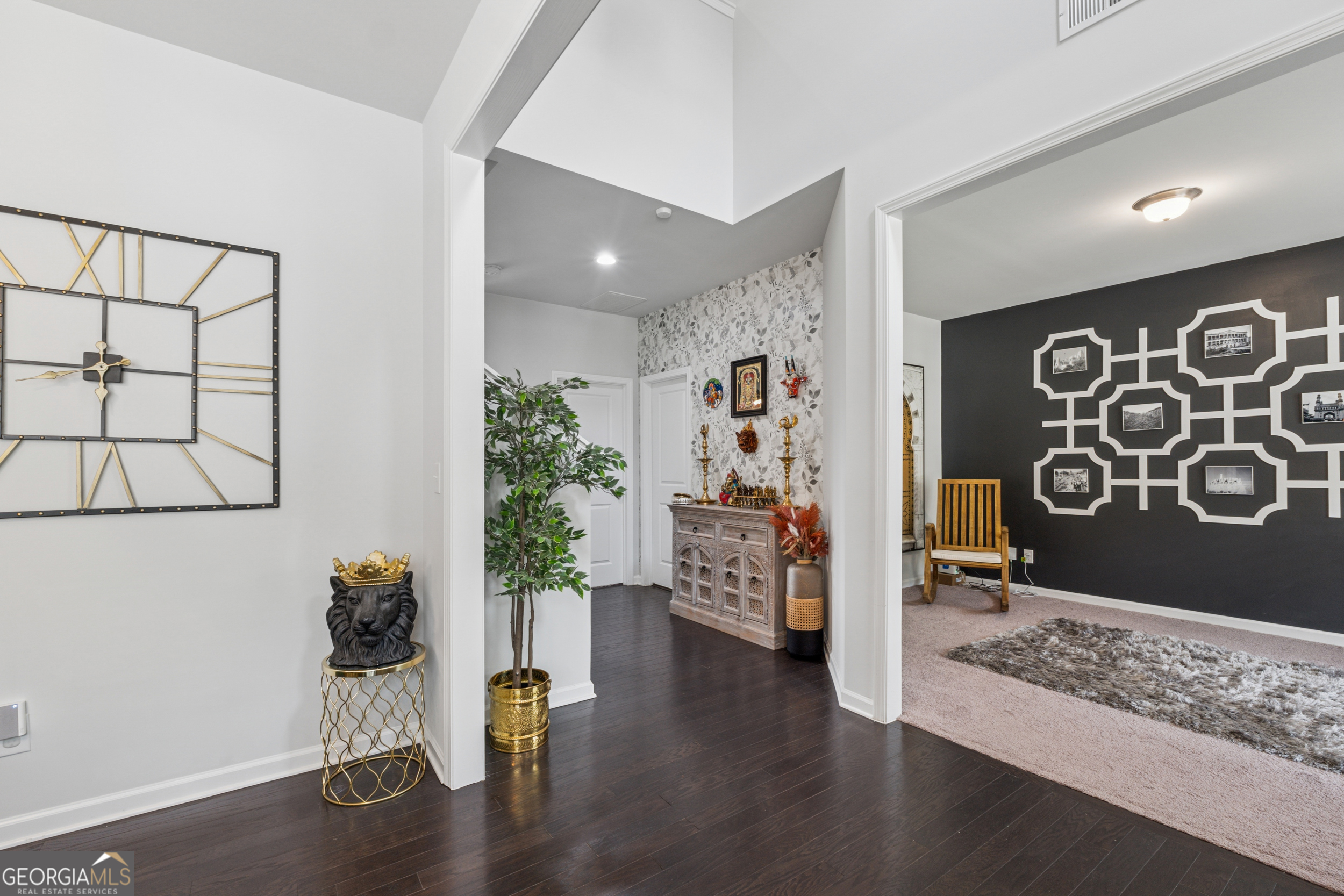 LongStreet Manor - Residential