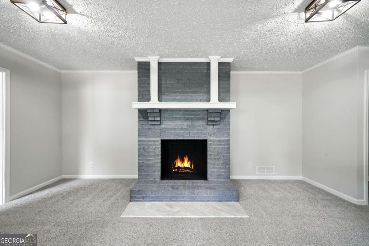 115 Dixie LN