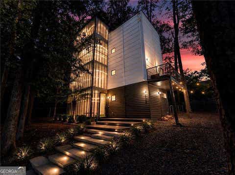 Photo of 5724 Kayron Drive, Atlanta, GA 30328 (MLS # 10799466)