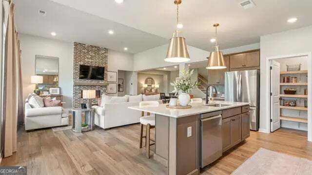 8550 Sunnybrooke LN