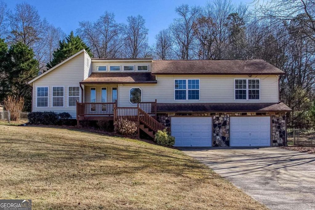 Photo of 208 Windfield Drive, Woodstock, GA 30188 (MLS # 10680100)