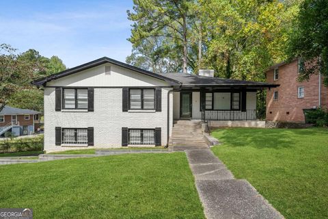 Photo of 1747 Detroit Court NW, Atlanta, GA 30314 (MLS # 10618891)