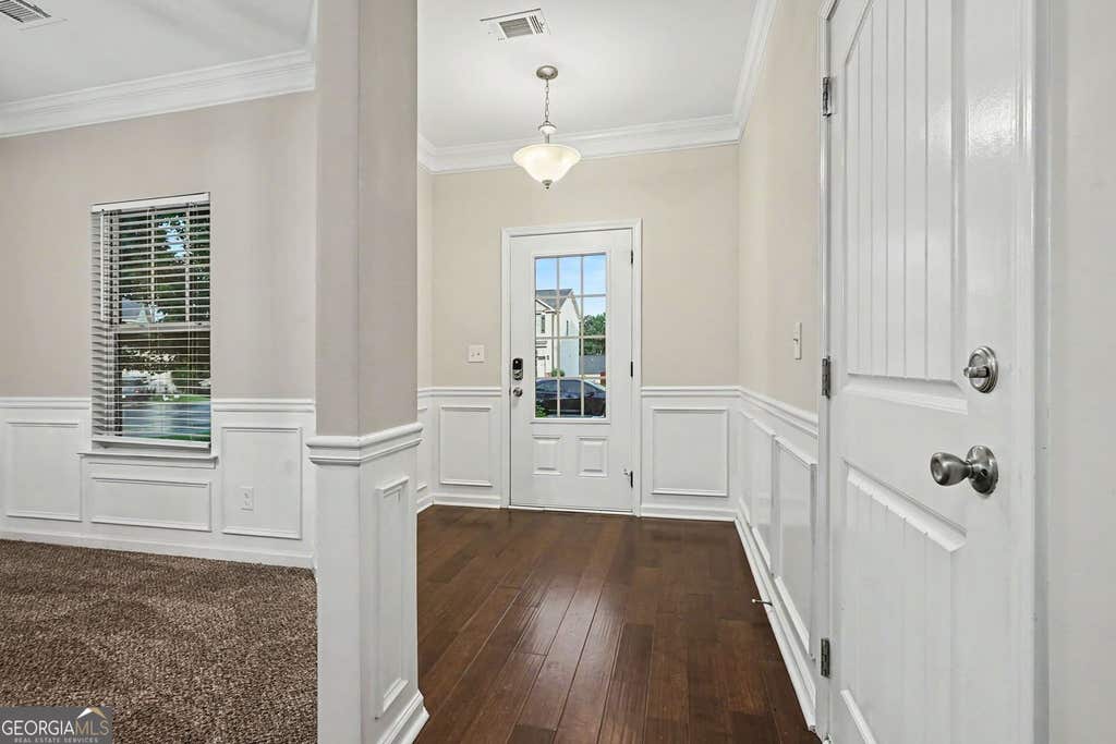Photo of 1124 Easley Court SE, Lawrenceville, GA 30045 (MLS # 10820911)
