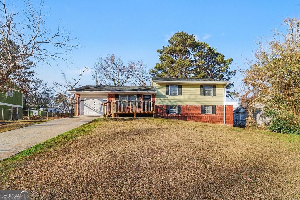 Photo of 56 Crystal River Drive, Riverdale, GA 30274 (MLS # 10688278)