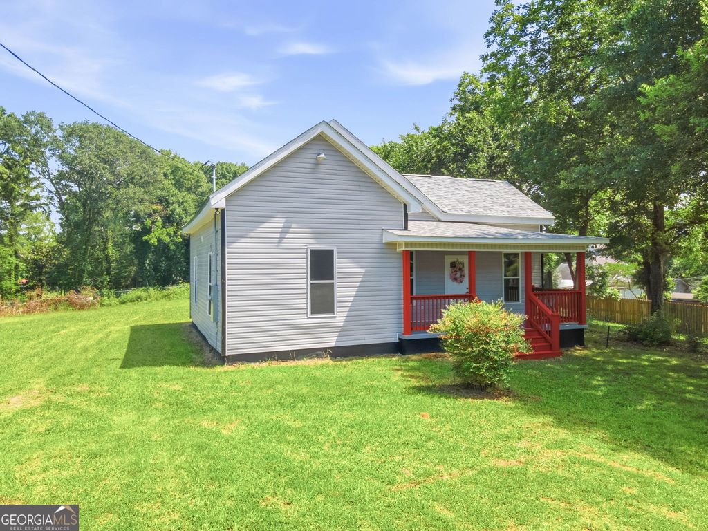 Photo of 402 Evergreen Street SW, Rome, GA 30161 (MLS # 10782542)