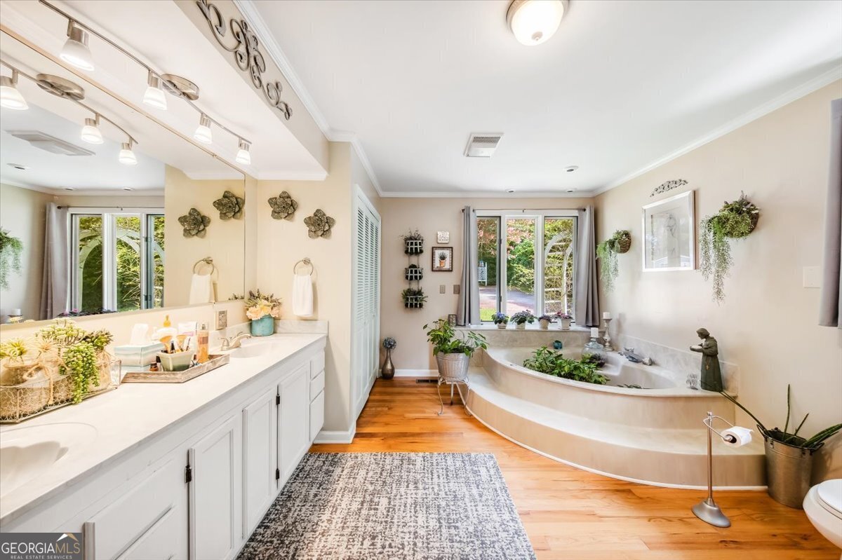 Jackson Heights - Residential
