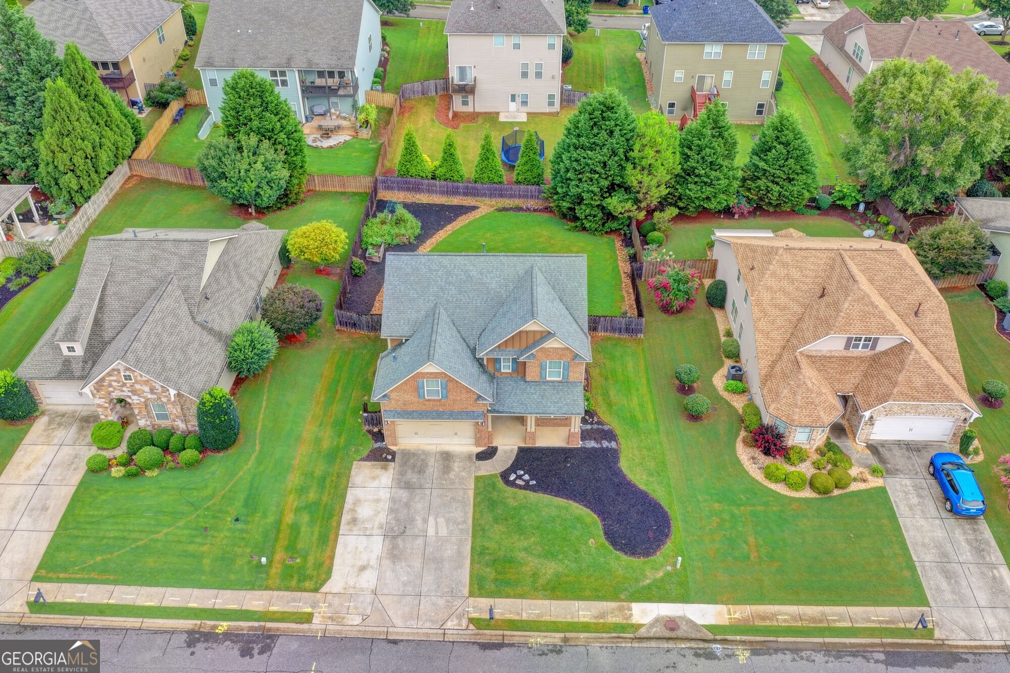 515 Creekshire CIR