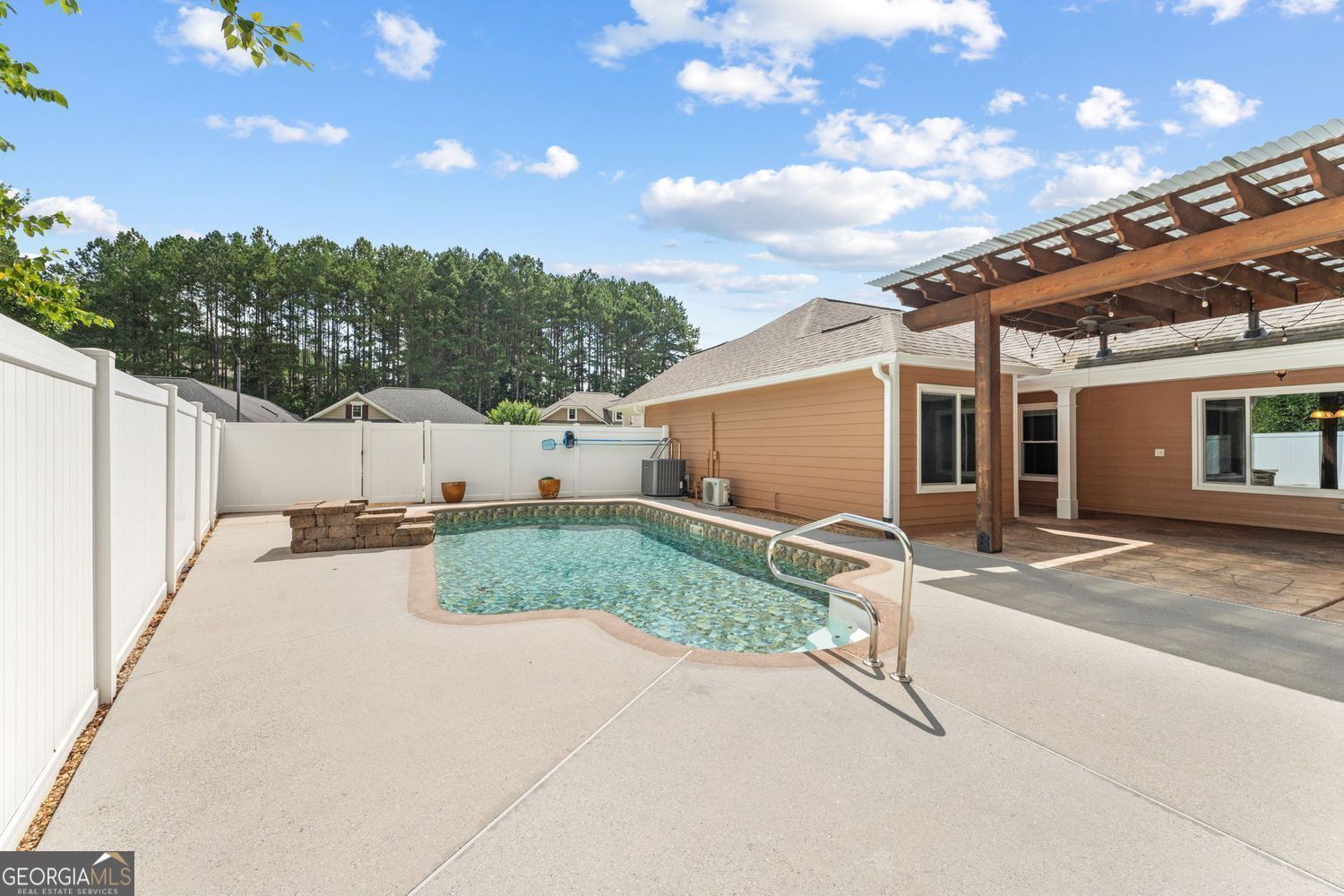 Dallas, Georgia 30132, United States, 3 Bedrooms Bedrooms, ,3 BathroomsBathrooms,Residential,Active,174405