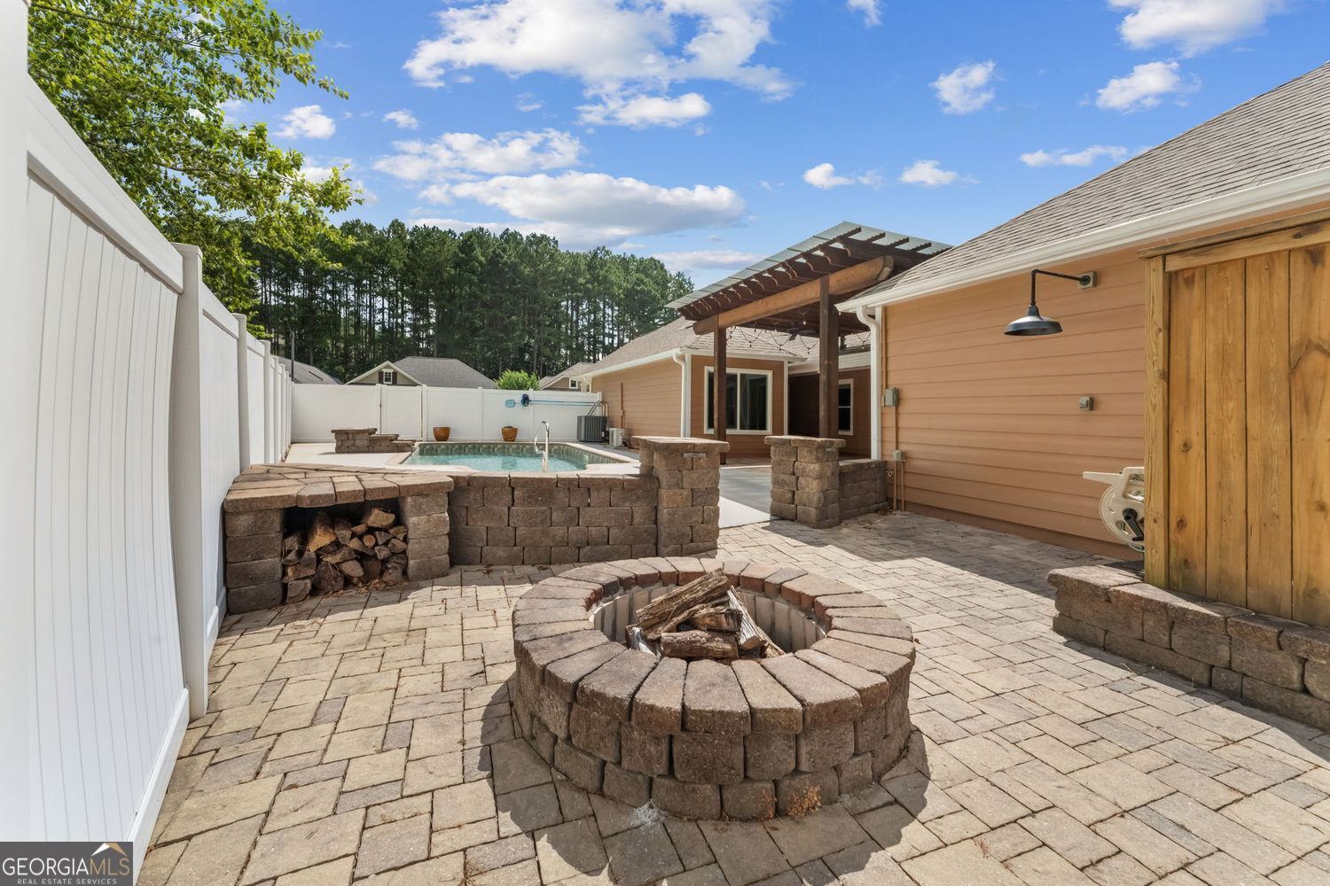 Dallas, Georgia 30132, United States, 3 Bedrooms Bedrooms, ,3 BathroomsBathrooms,Residential,Active,174405