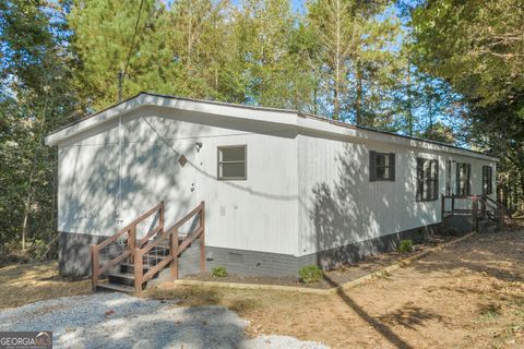 2070 Hobbs Noggle RD NW Dewy Rose GA 30634