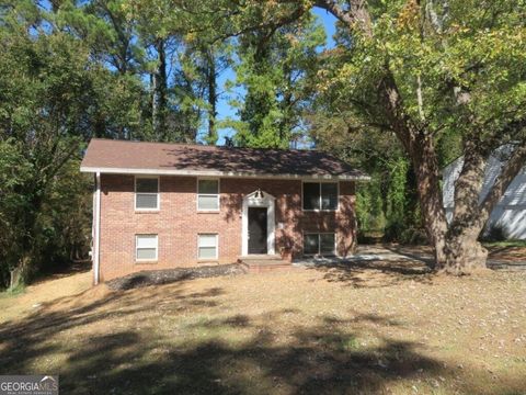 1429 Pineglen DR Riverdale GA 30296