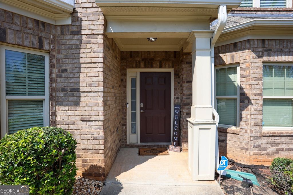 Photo of 510 Summer Brooke Lane, Fairburn, GA 30213 (MLS # 10741991)
