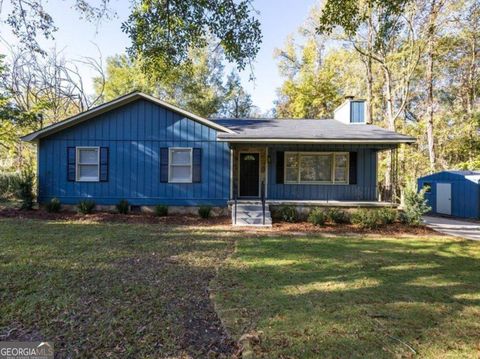 Photo of 221 Jefferson Circle, Macon, GA 31220 (MLS # 10636693)