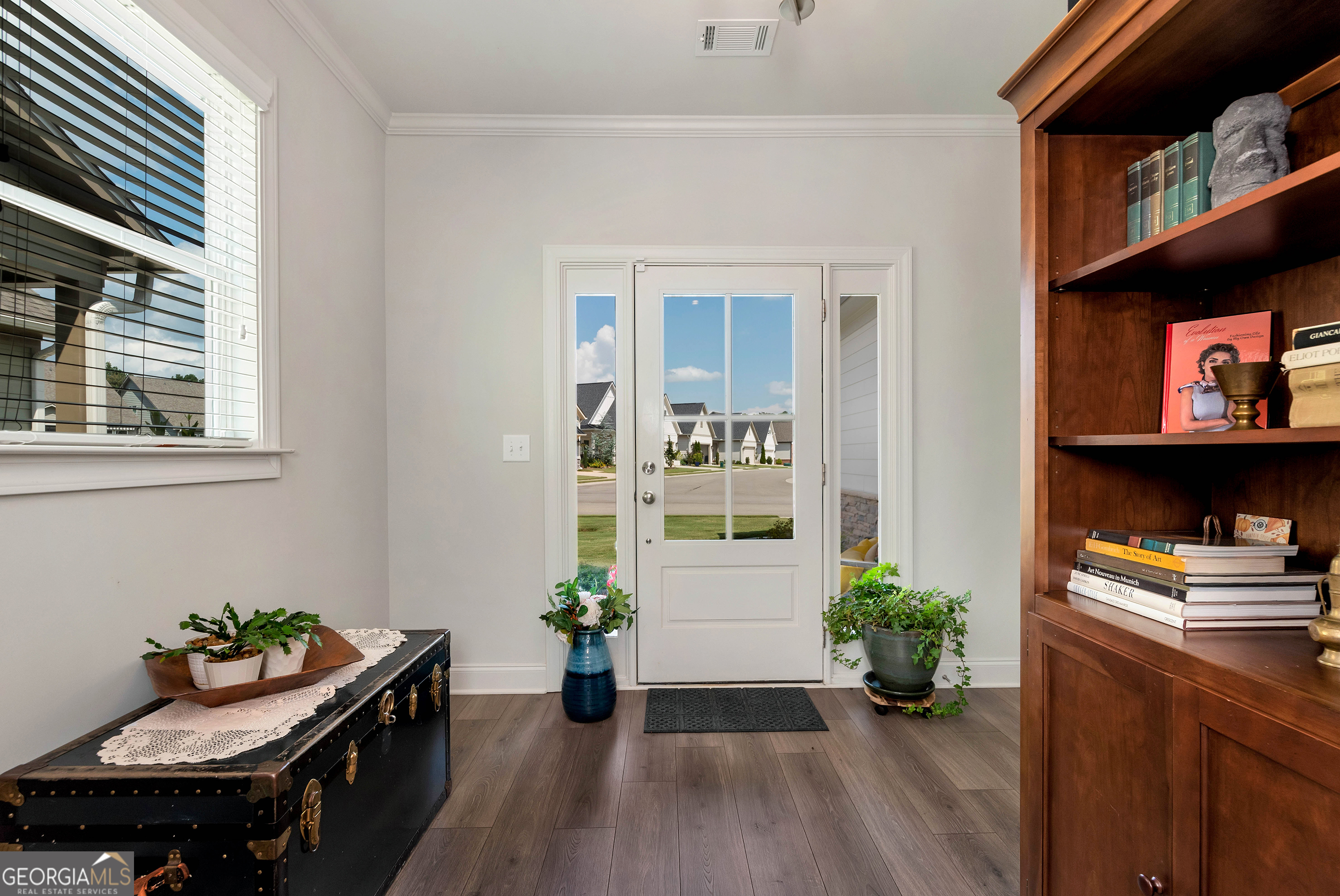 269 Grand CIR