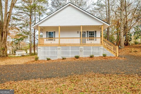 A home in Newnan