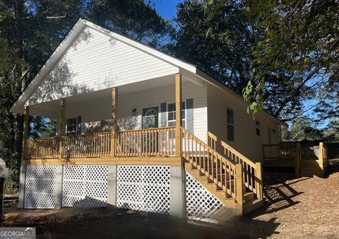 A home in Newnan