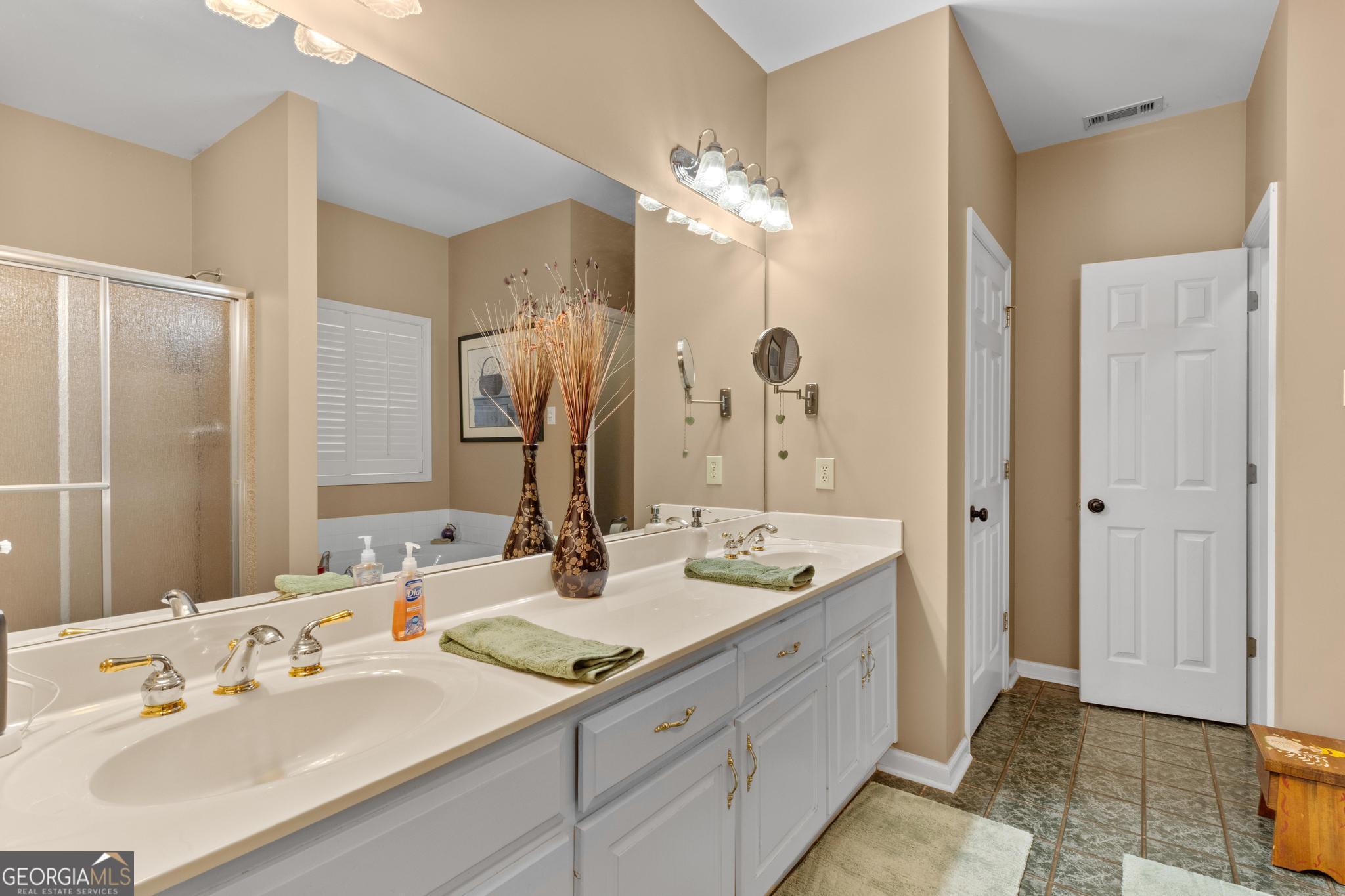 Lake Dow Estates - Residential