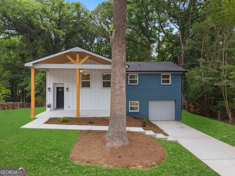 Photo of 2648 Crestdale Circle SE, Atlanta, GA 30316 (MLS # 10756909)