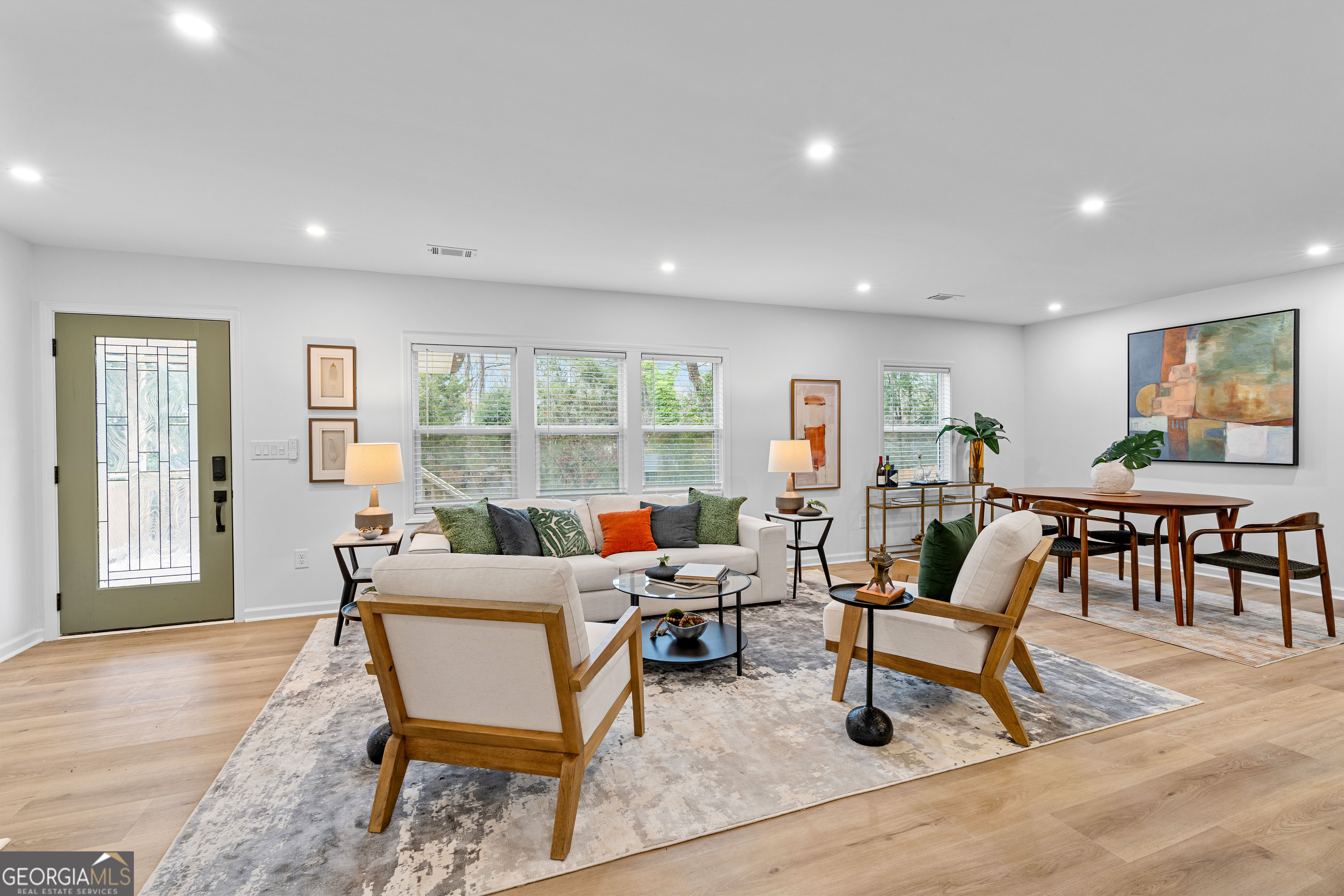 1380 Dogwood CIR SE