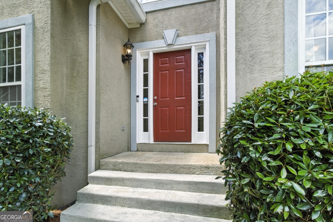 136 Barrington Grange DR
