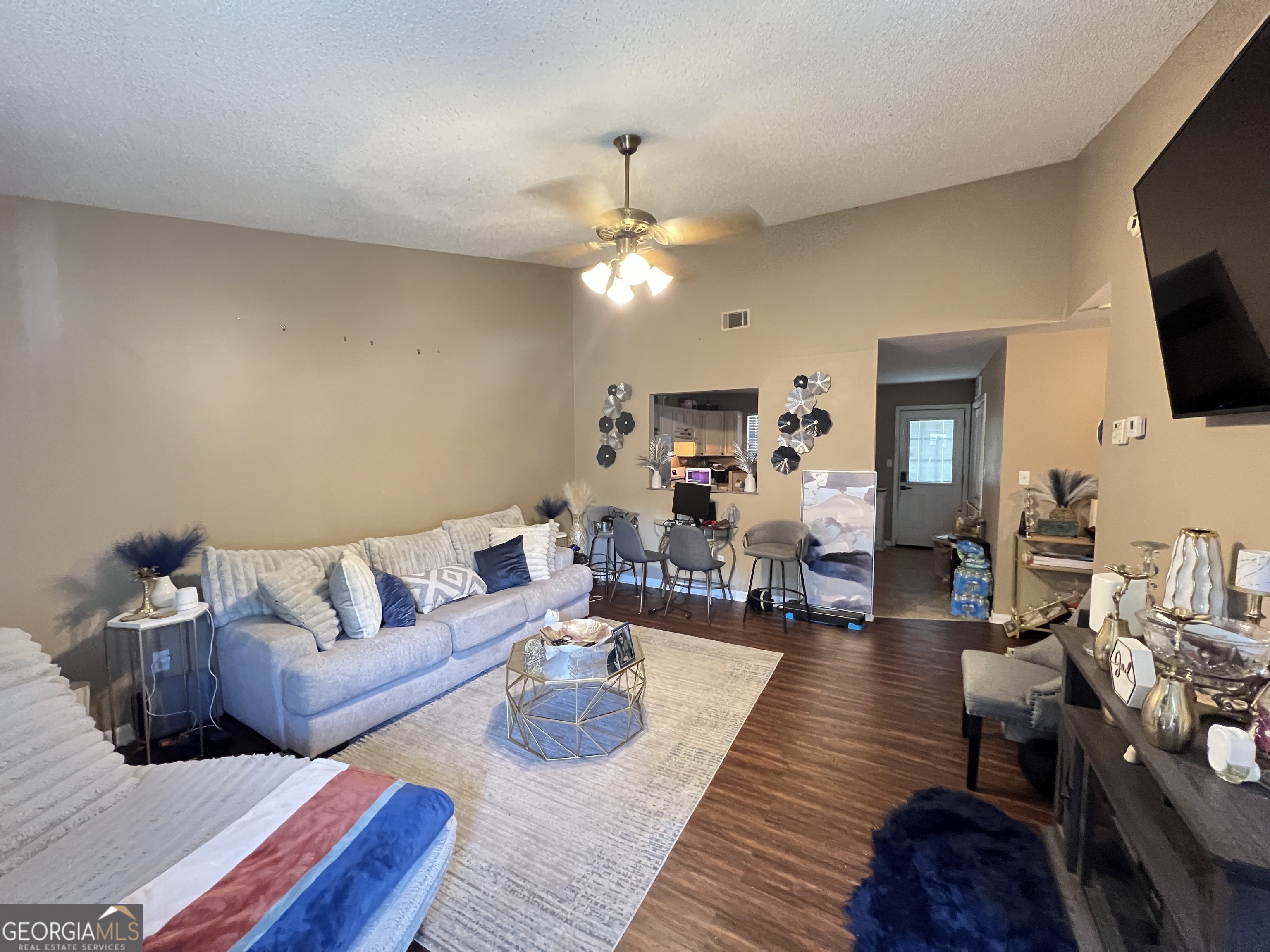212 Tallulah TRL 1
