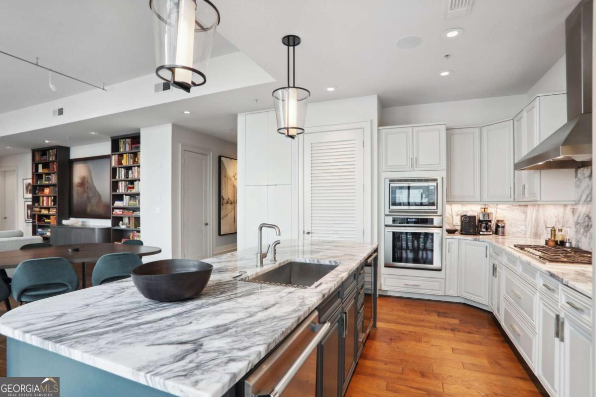 1065 Peachtree ST NE 3005