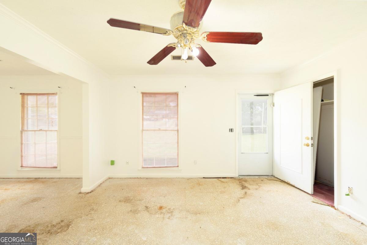 433 Olsen AVE