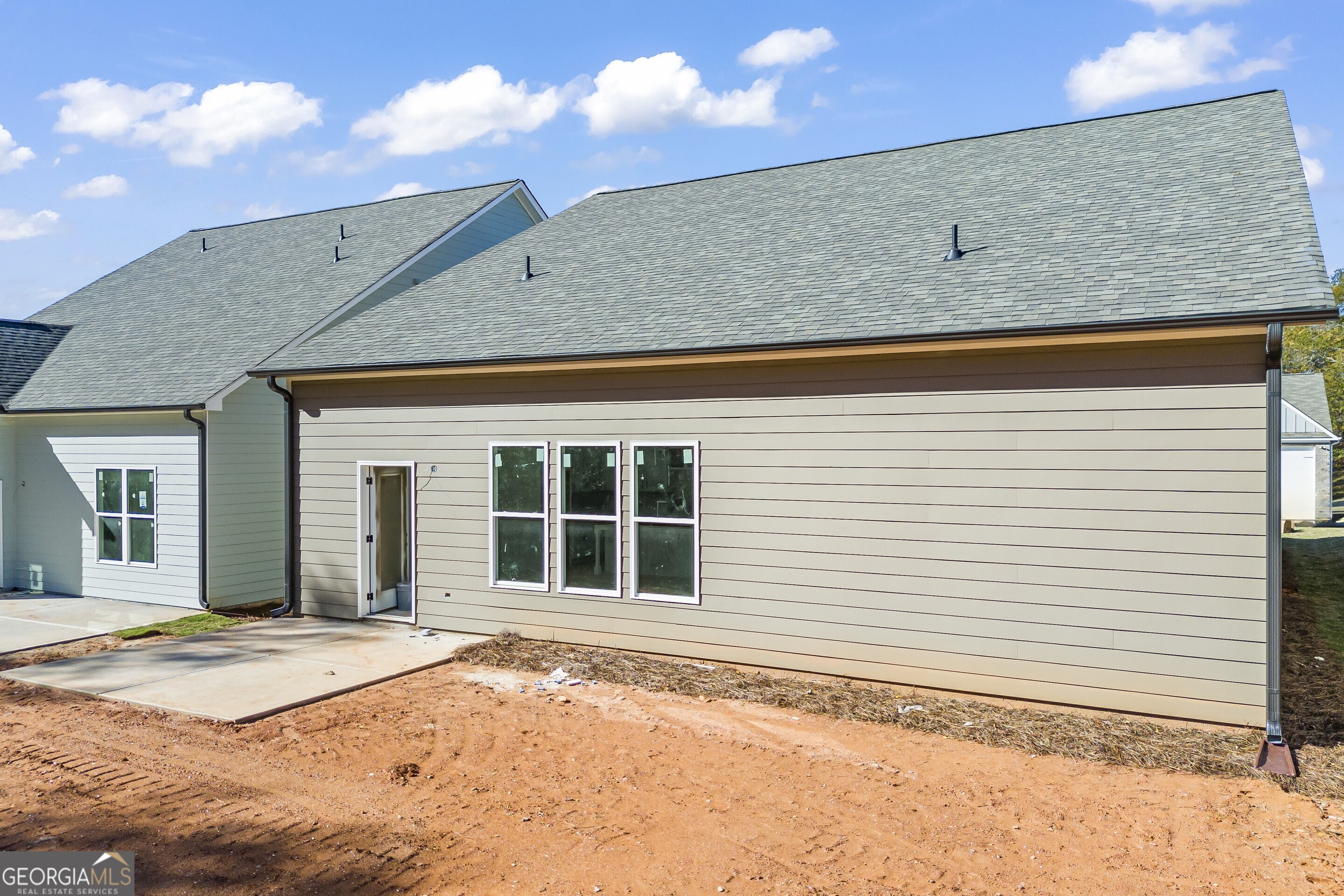 Hartwell, Georgia 30643, United States, 3 Bedrooms Bedrooms, ,2 BathroomsBathrooms,Residential,Pending,36682