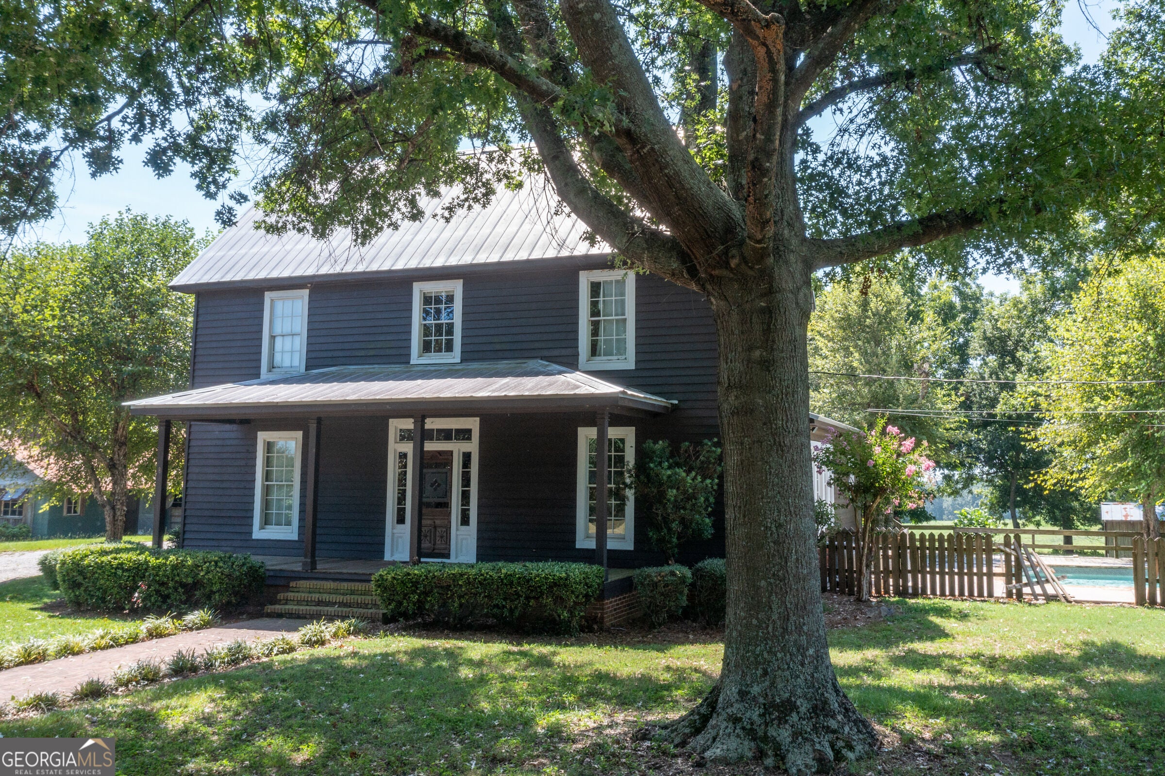 330 Park RD