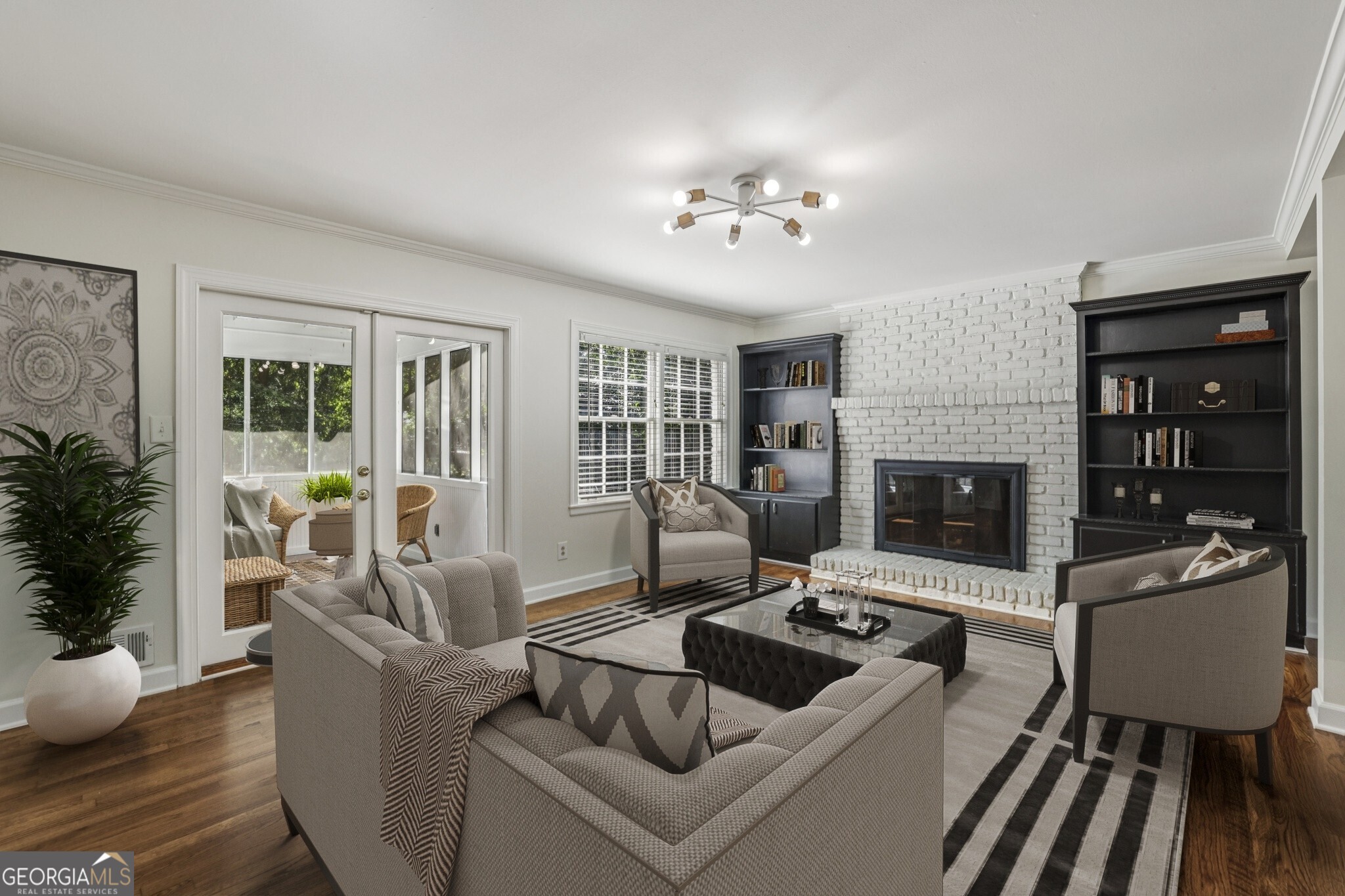 4082 McClatchey CIR NE