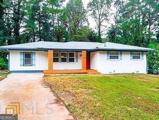 Photo of 1877 Glenmar Drive, Decatur, GA 30032 (MLS # 10867331)
