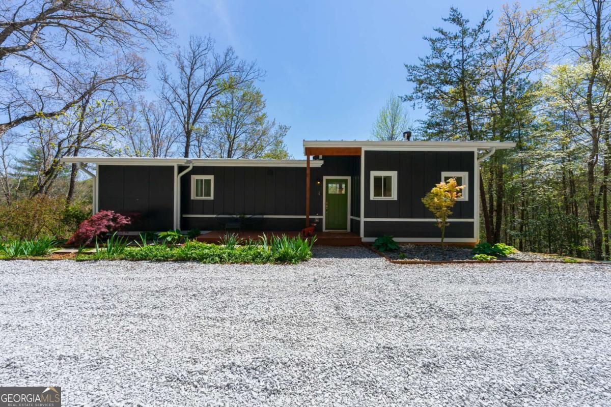 124 Nichols Branch LN
