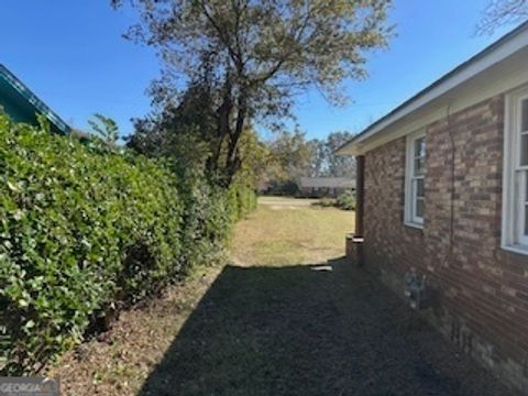 A home in Waycross