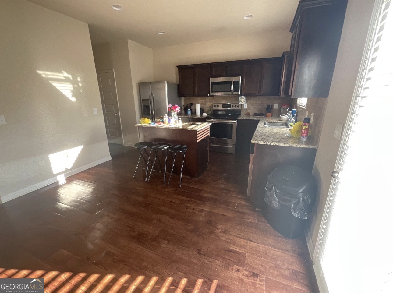 108 Sims CT