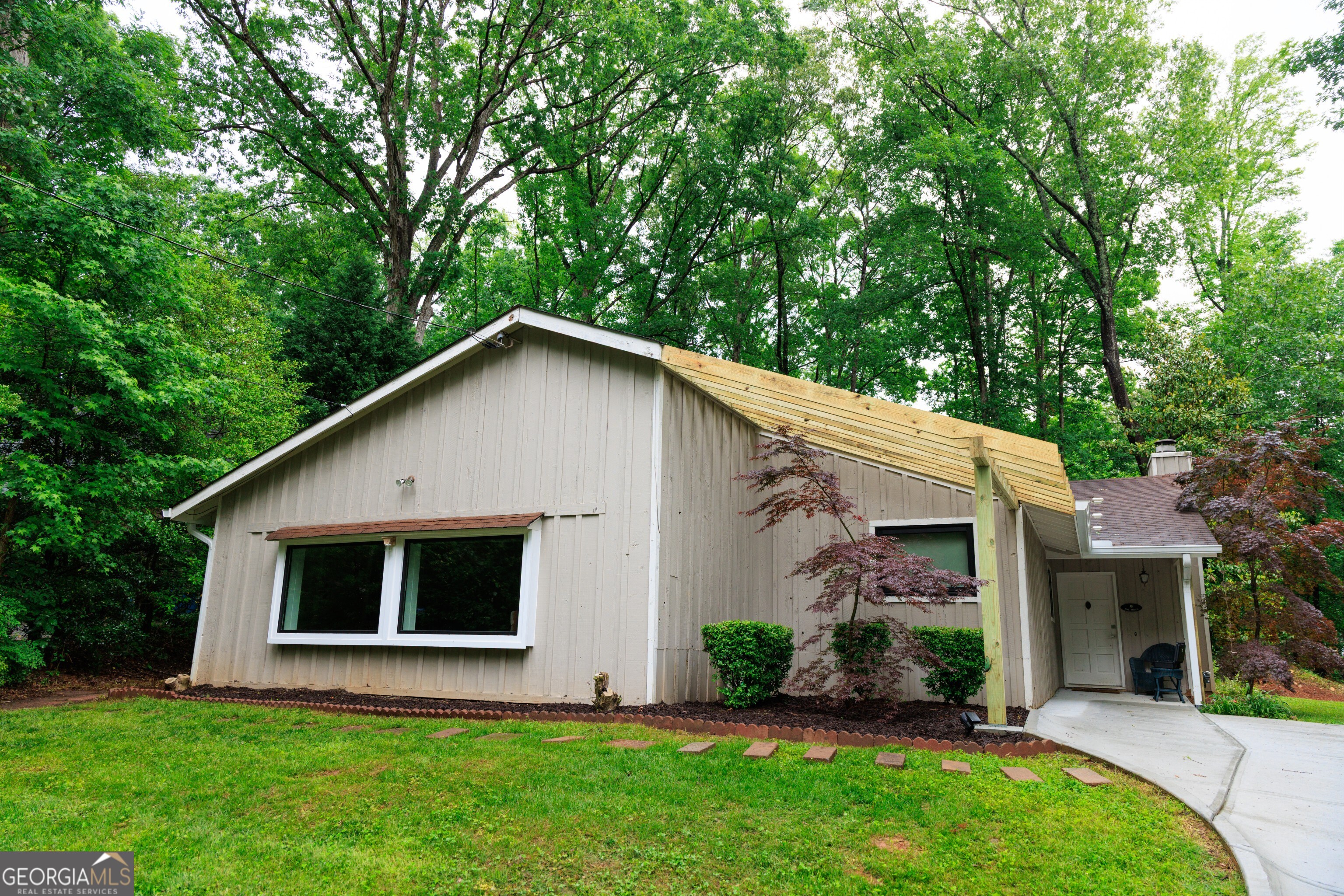 3402 Wynnewood LN