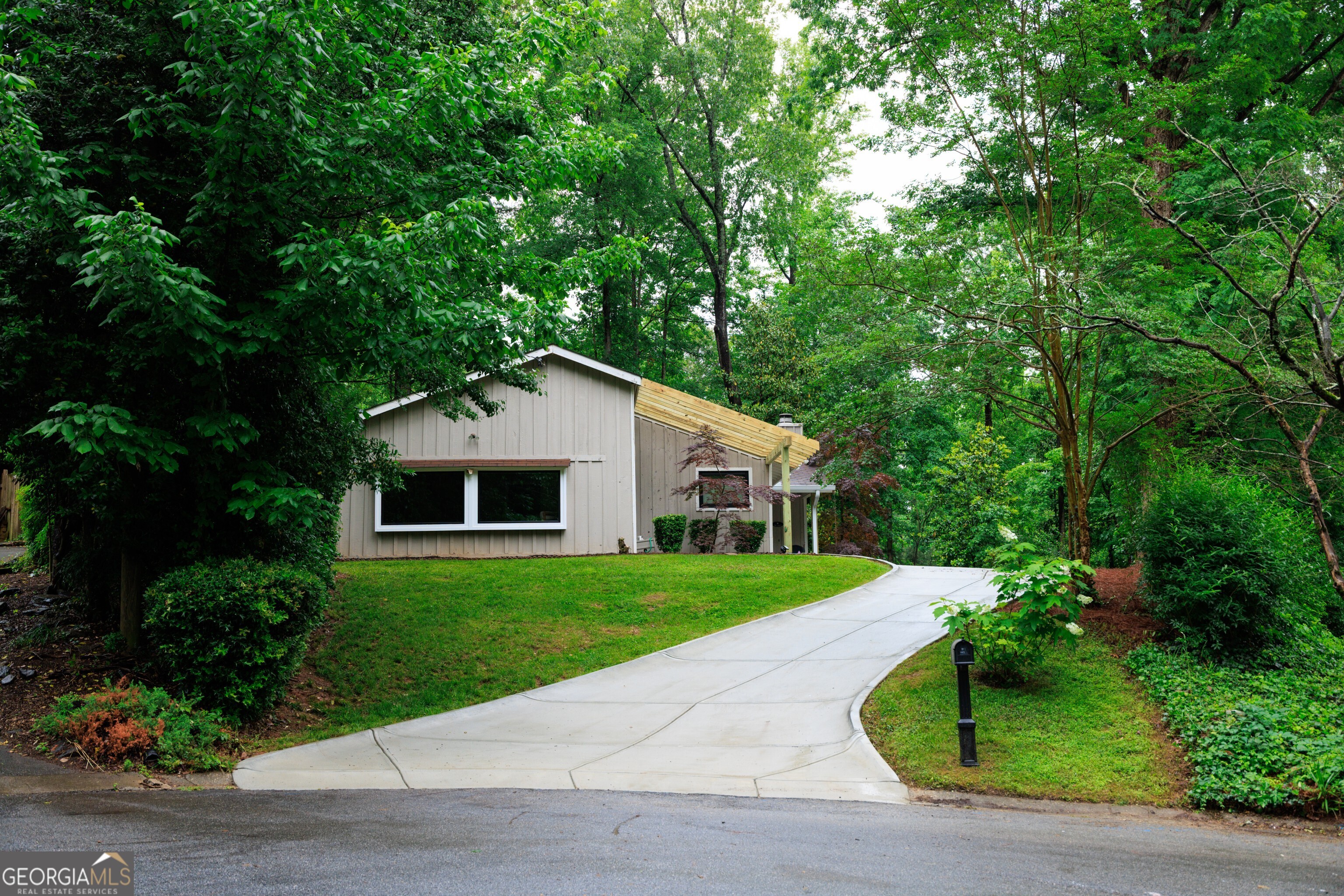 3402 Wynnewood LN