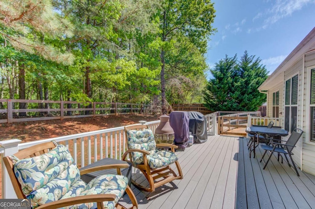 Photo of 3314 Banks Mountain Drive, Gainesville, GA 30506 (MLS # 10879868)