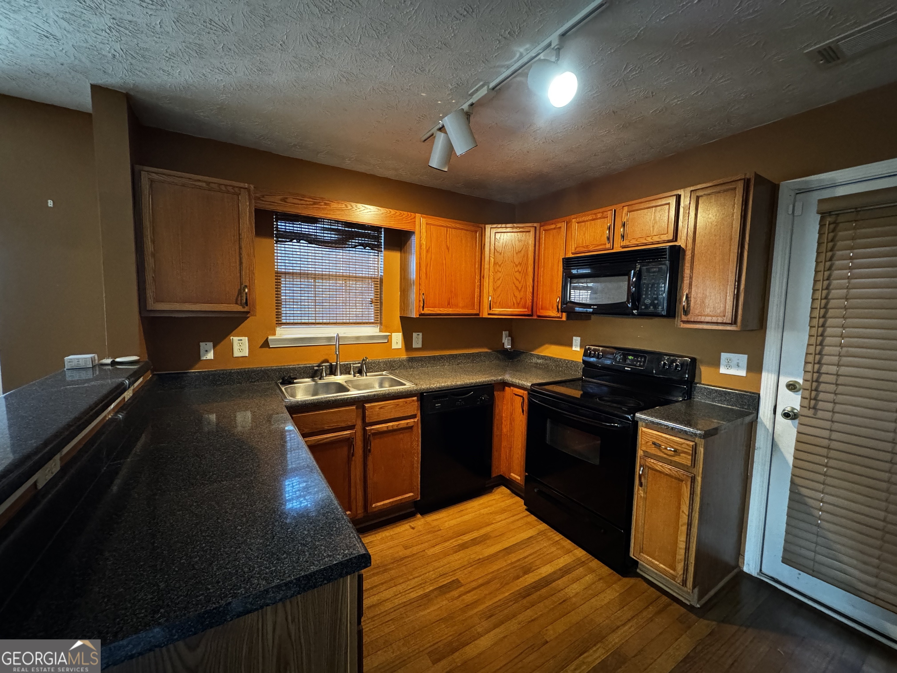 Wellington Walk Townhomes - Residential