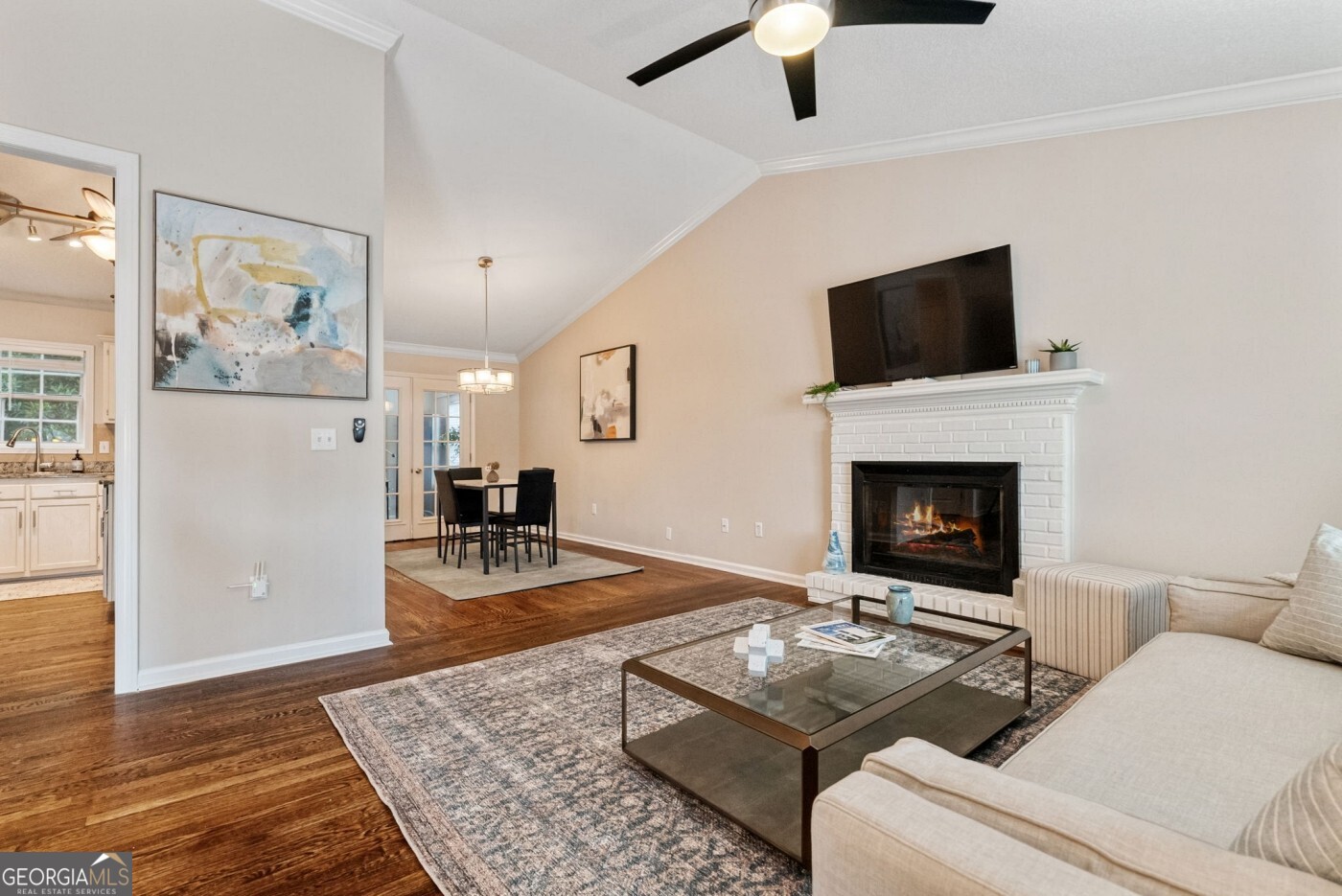 1087 Berkley DR SE