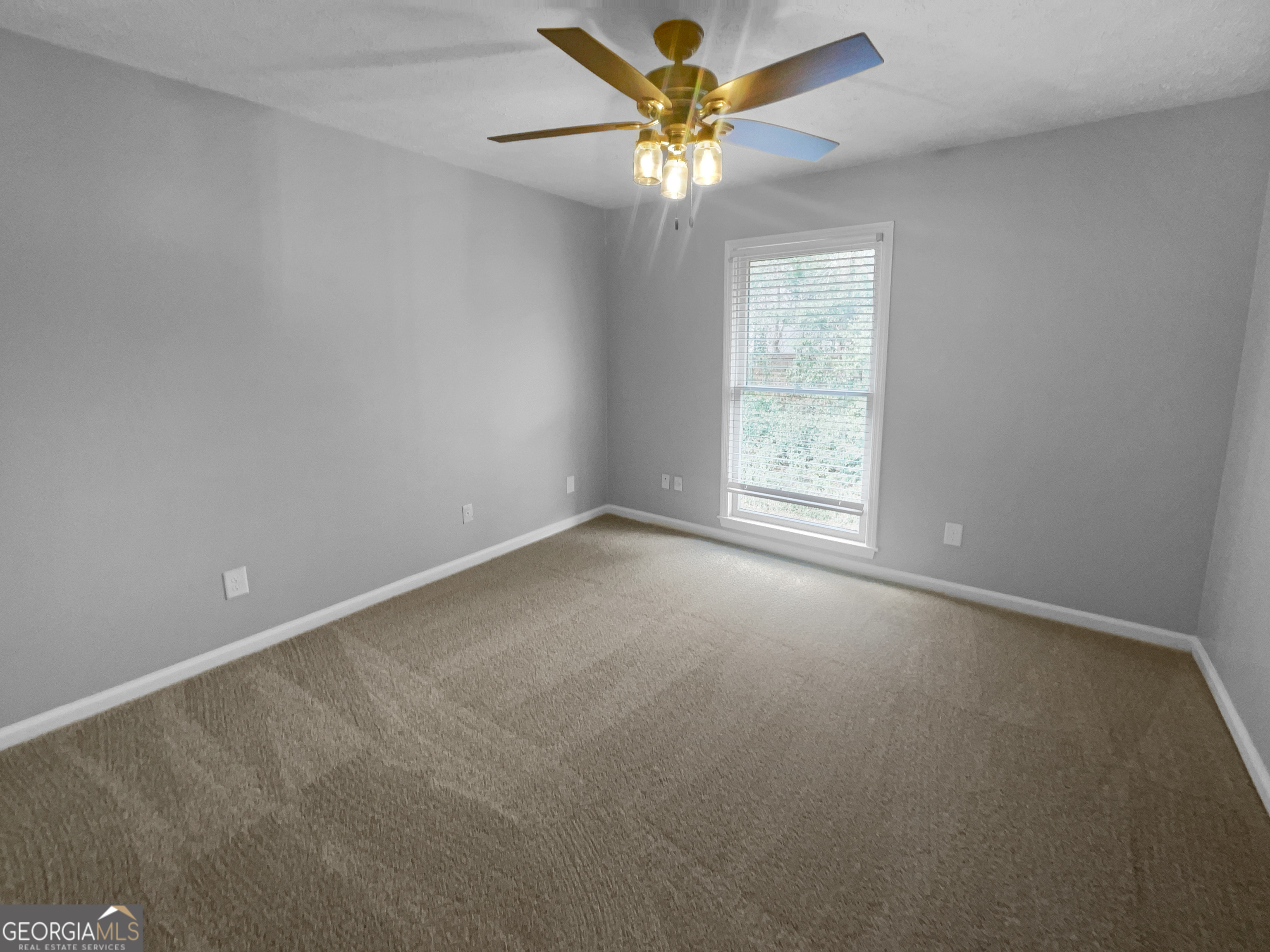 THE MEADOWS CONDOS - Residential